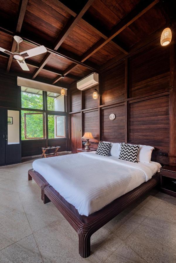 Saffronstays Boulevard Loghouse - A Wooden Chalet Amidst Nature Karli Exterior photo